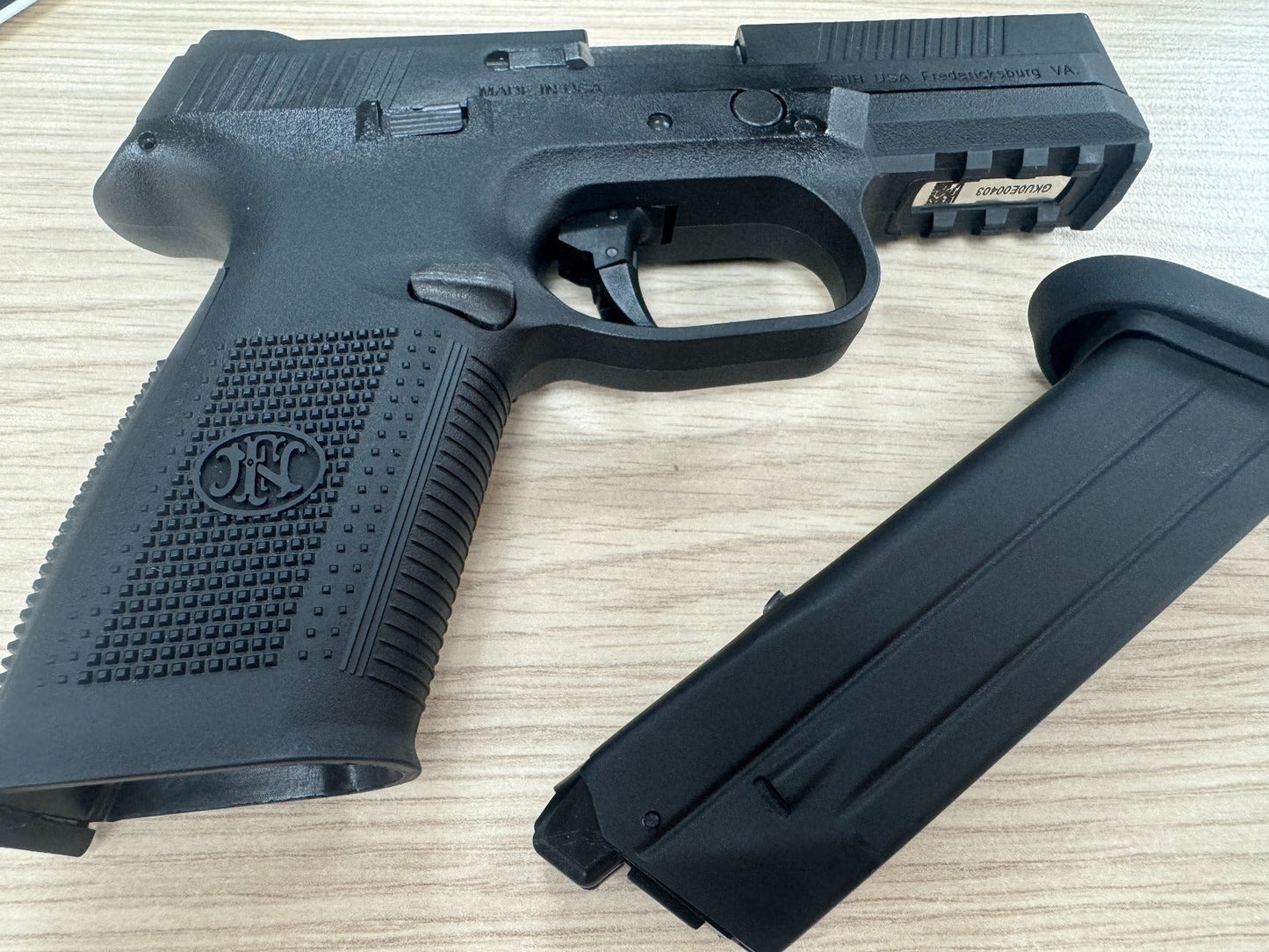 FN Herstal FNS-9 BAX Gas Blowback Pistol (Black)