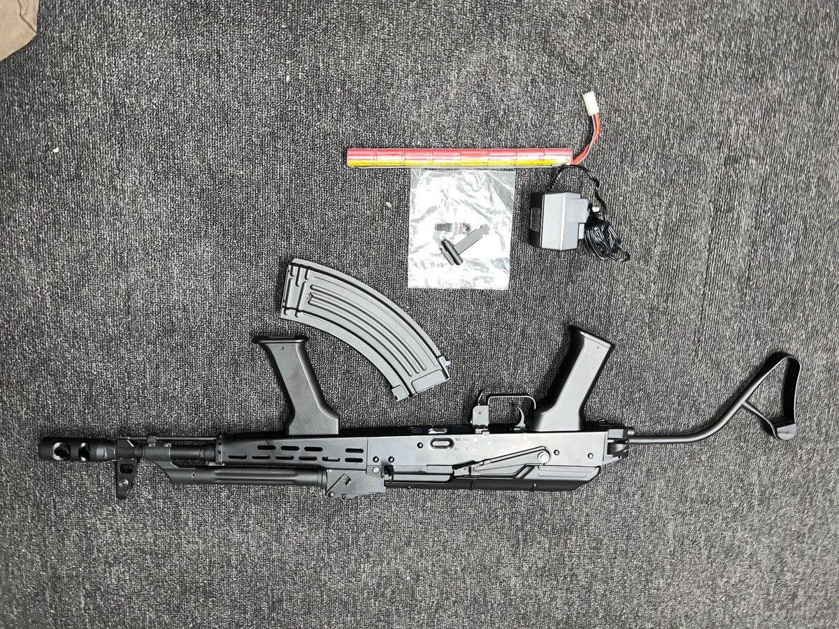 Golden EAgle AK47 NO.6828C - missing rear sight screw