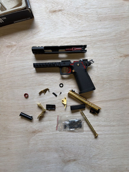 [Boneyard] Armorer Works Custom Hi-Capa GBBP (Black Slide - Gold Barrel - AW-HX2032) - Slide snapped - auto only - vents gas