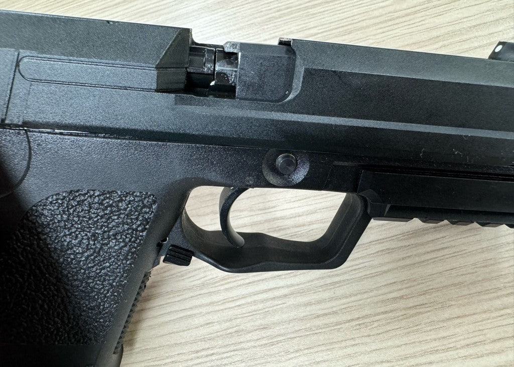 SRC ST8 Blowback Pistol with Extended Base Plate (Co2 Powered - Black)
