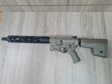Ares Amoeba M4 with Winged Skull Handguard (Tan/Black)