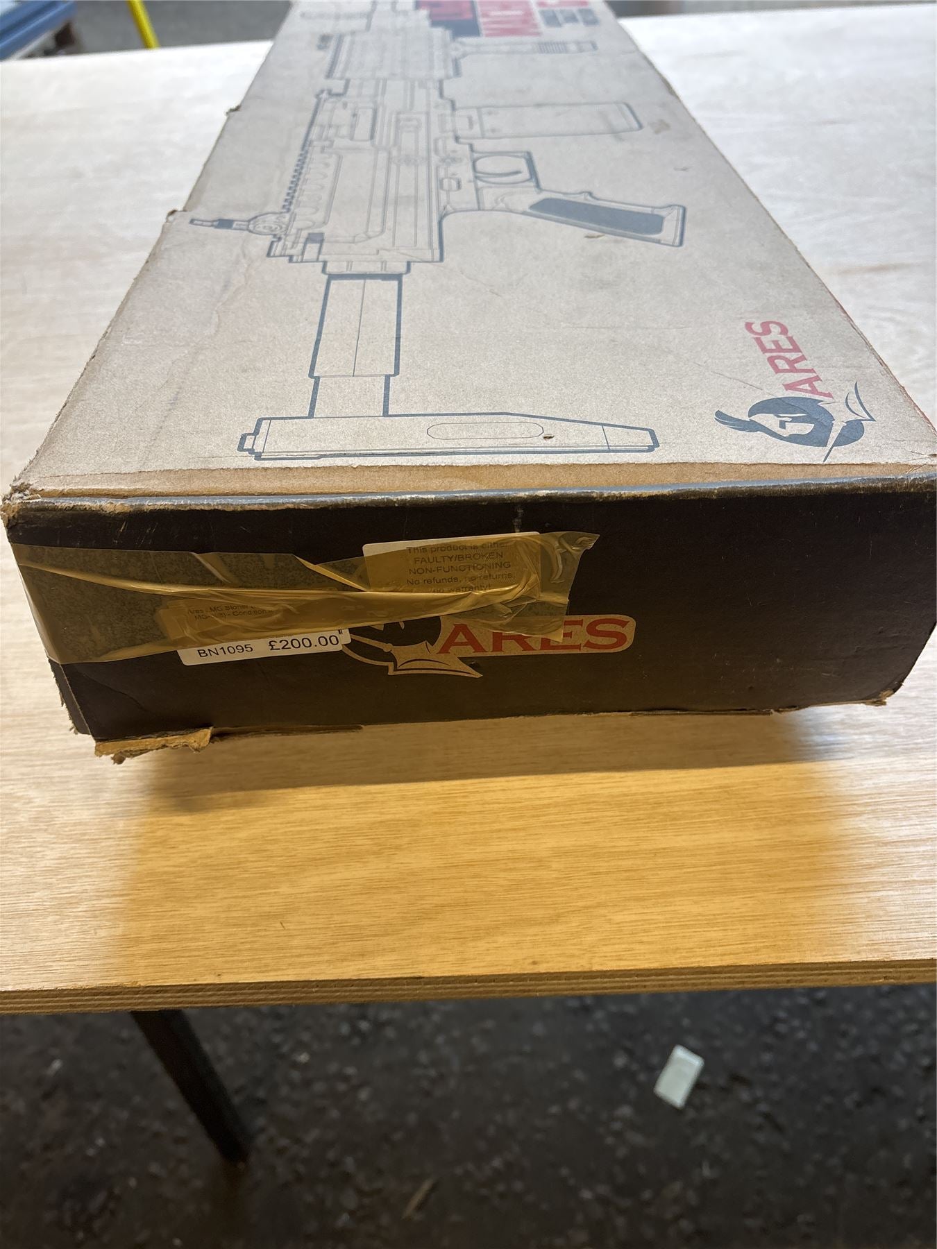 [Boneyard] Ares LMG Stoner (New Version - MG-008) - Condition unknown