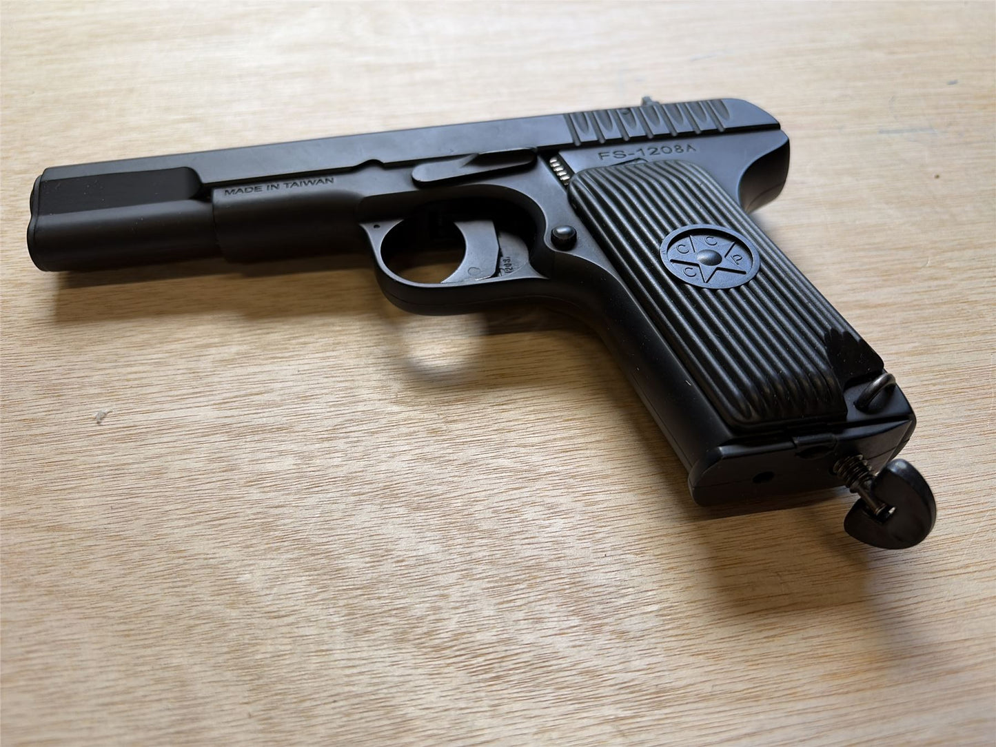 [Boneyard] Hwasan TT33 Co2 Pistol (Full Metal - Co2 - Black) - Unknown Fault or Ex. Display