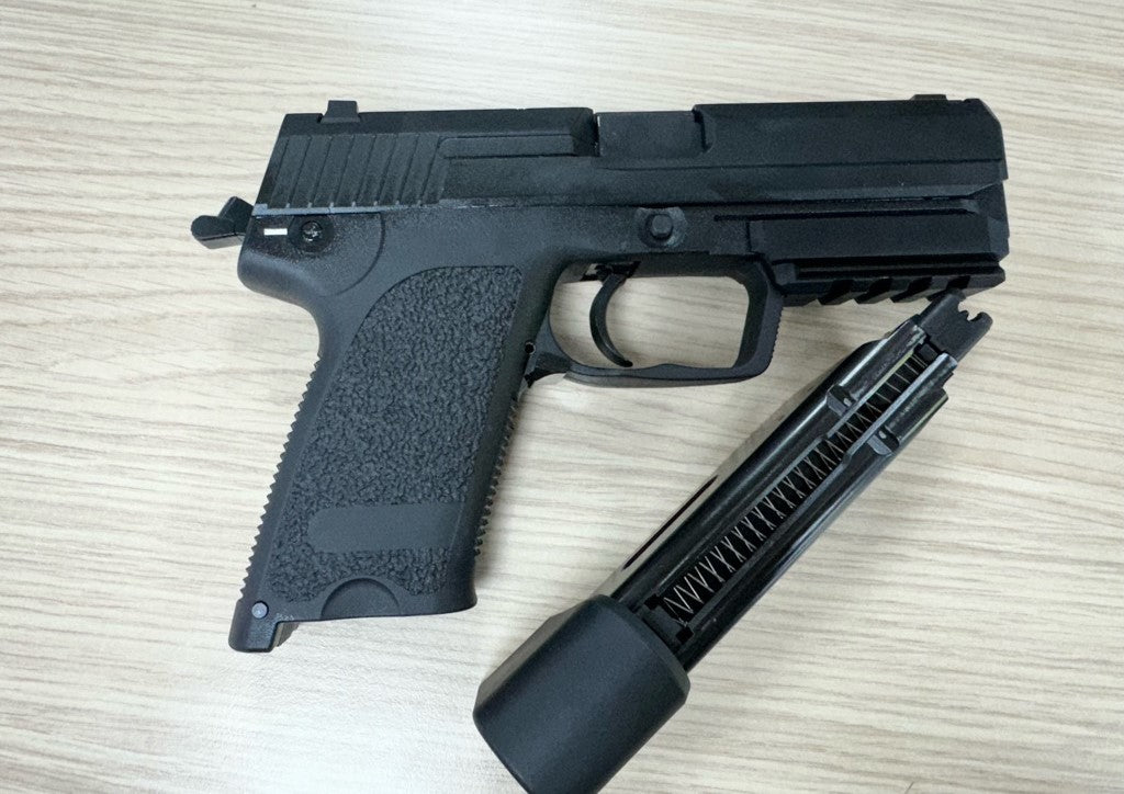SRC ST8 Blowback Pistol with Extended Base Plate (Co2 Powered - Black)