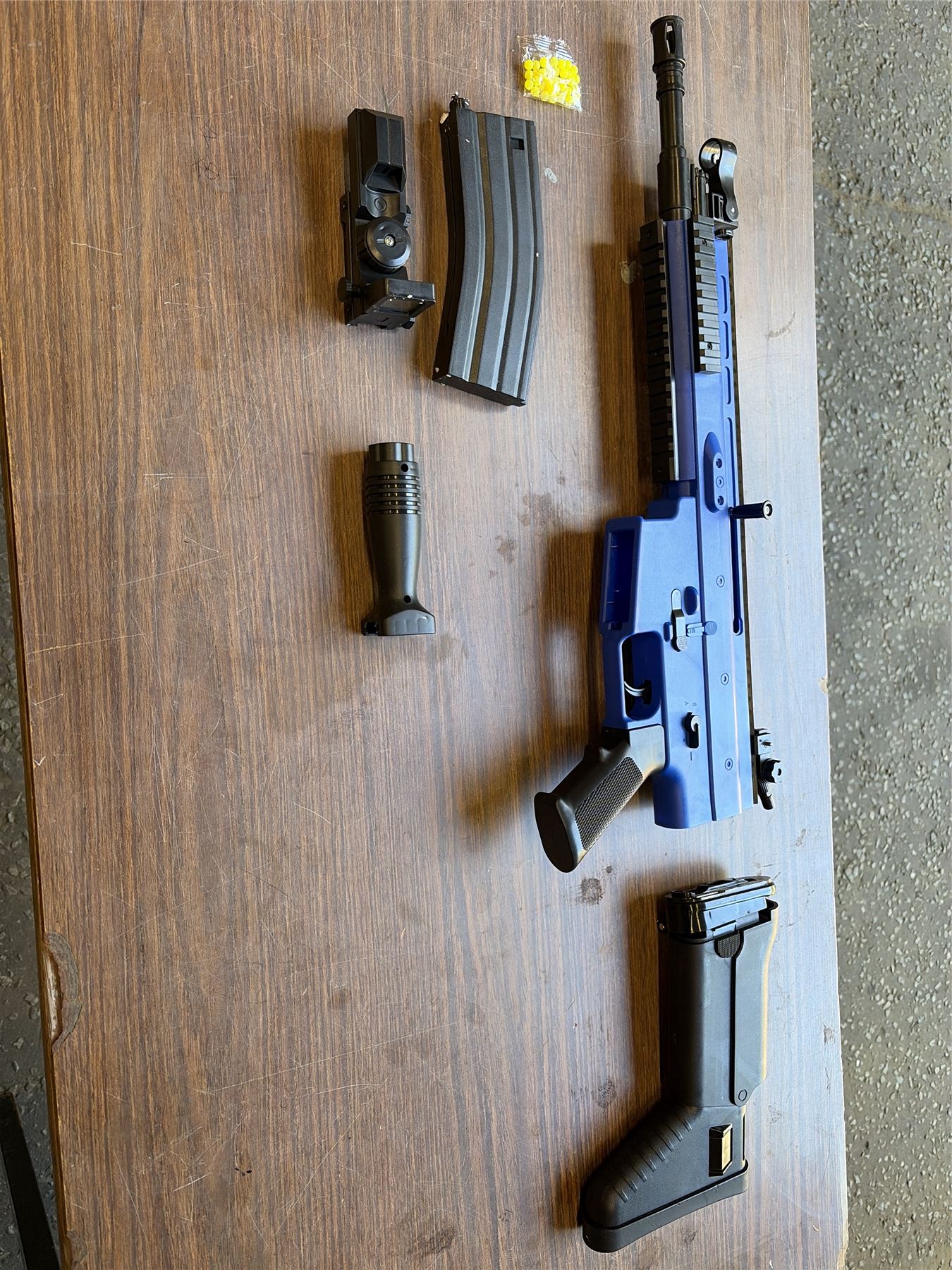 [Boneyard] Vigor S-C-R Spring Rifle with Foregrip (Blue - 8902A) - Broken stock