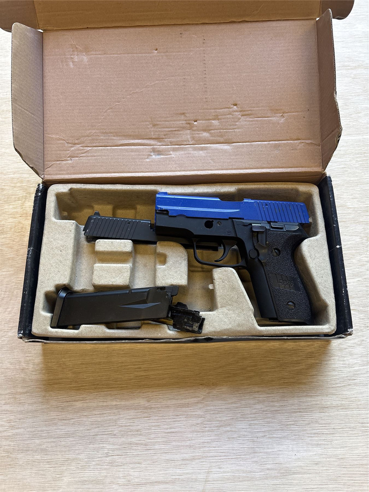 [Boneyard] WE F228 (Non-Rail) GBB Pistol (WE-71033) - Faults Unknown