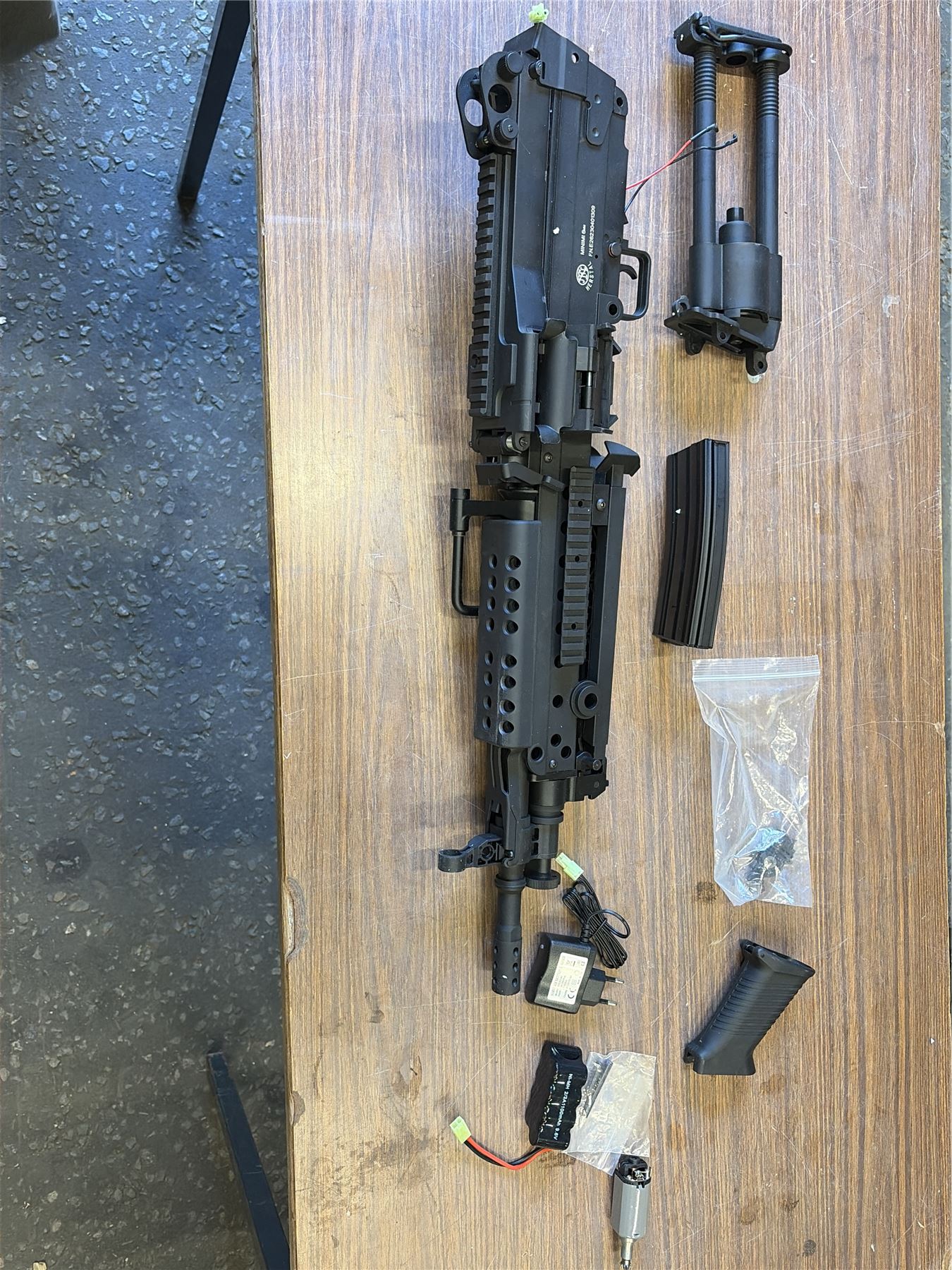 [Boneyard] Huntex M1943 4.5mm CO2 Pistol - BB feeding defect / misfires - project unit
