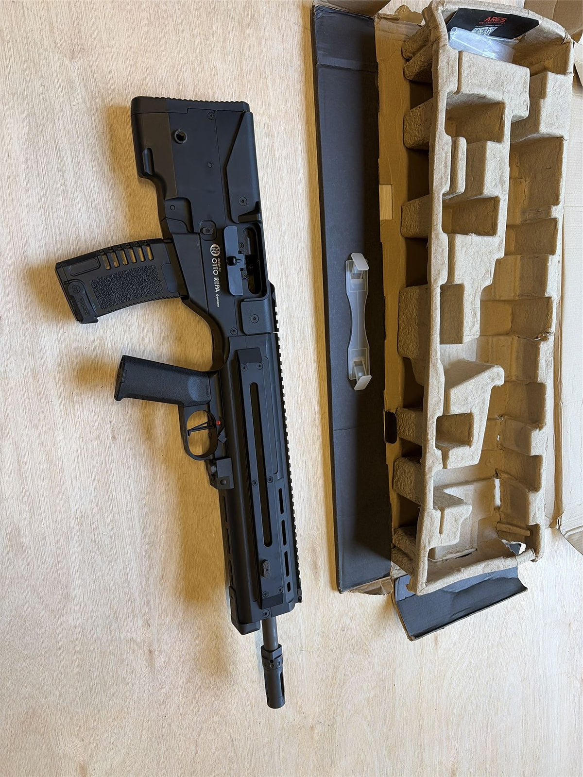 [Boneyard] Ares SOC SLR Bullpup AEG (AR-SOC) - Semi-auto only - feeding fine - box okay