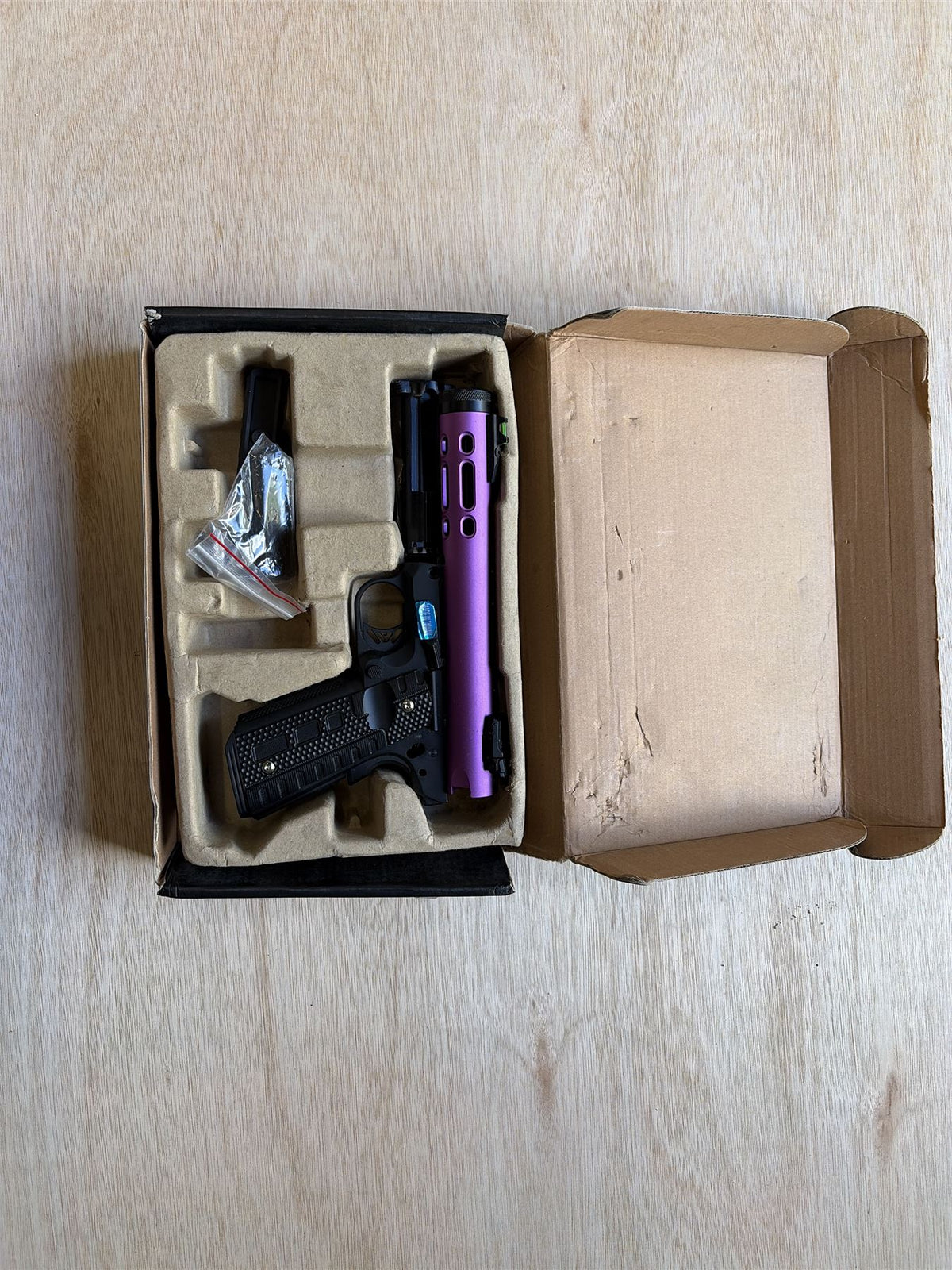 [Boneyard] WE Galaxy 1911 Gas Blowback Pistol (Black Frame - Purple Slide) - No magazine - broken slide catch