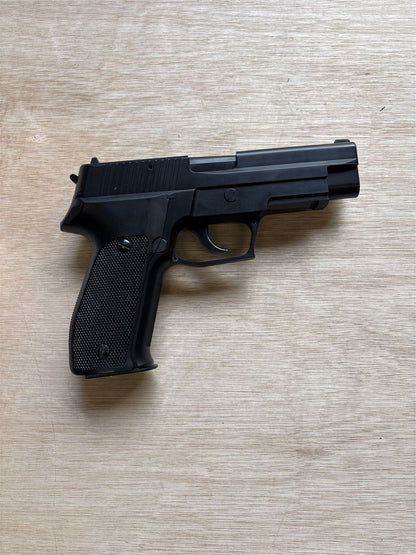 [Boneyard] HFC MK8 Gas Pistol (Non-Blowback - Black - GG-106) - Unknown Fault or Ex. Display