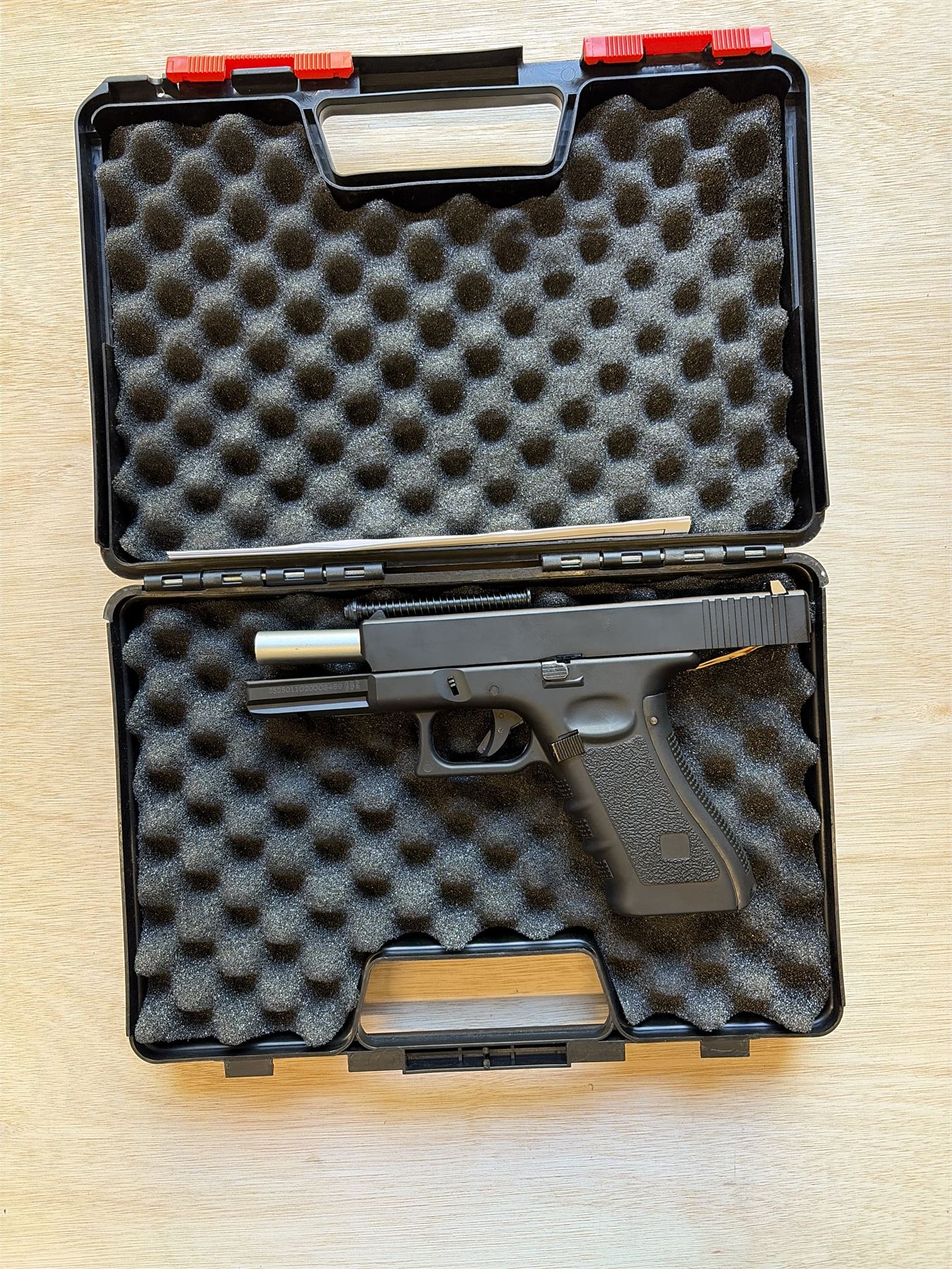 [Boneyard] Well 17 Series Dual Power Pistol (G197) - Front of slide snapped - missing 1 mag - case inc