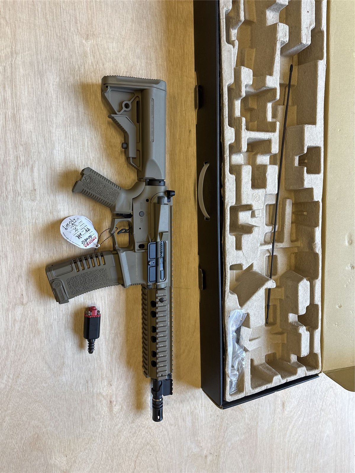 [Boneyard] Ares Amoeba M4 AEG (AM-008-DE) - Tan - Wiring removed / needs rewiring - possible missing parts