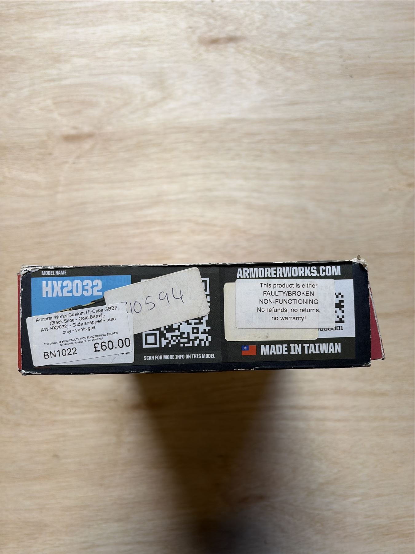 [Boneyard] Armorer Works Custom Hi-Capa GBBP (Black Slide - Gold Barrel - AW-HX2032) - Slide snapped - auto only - vents gas