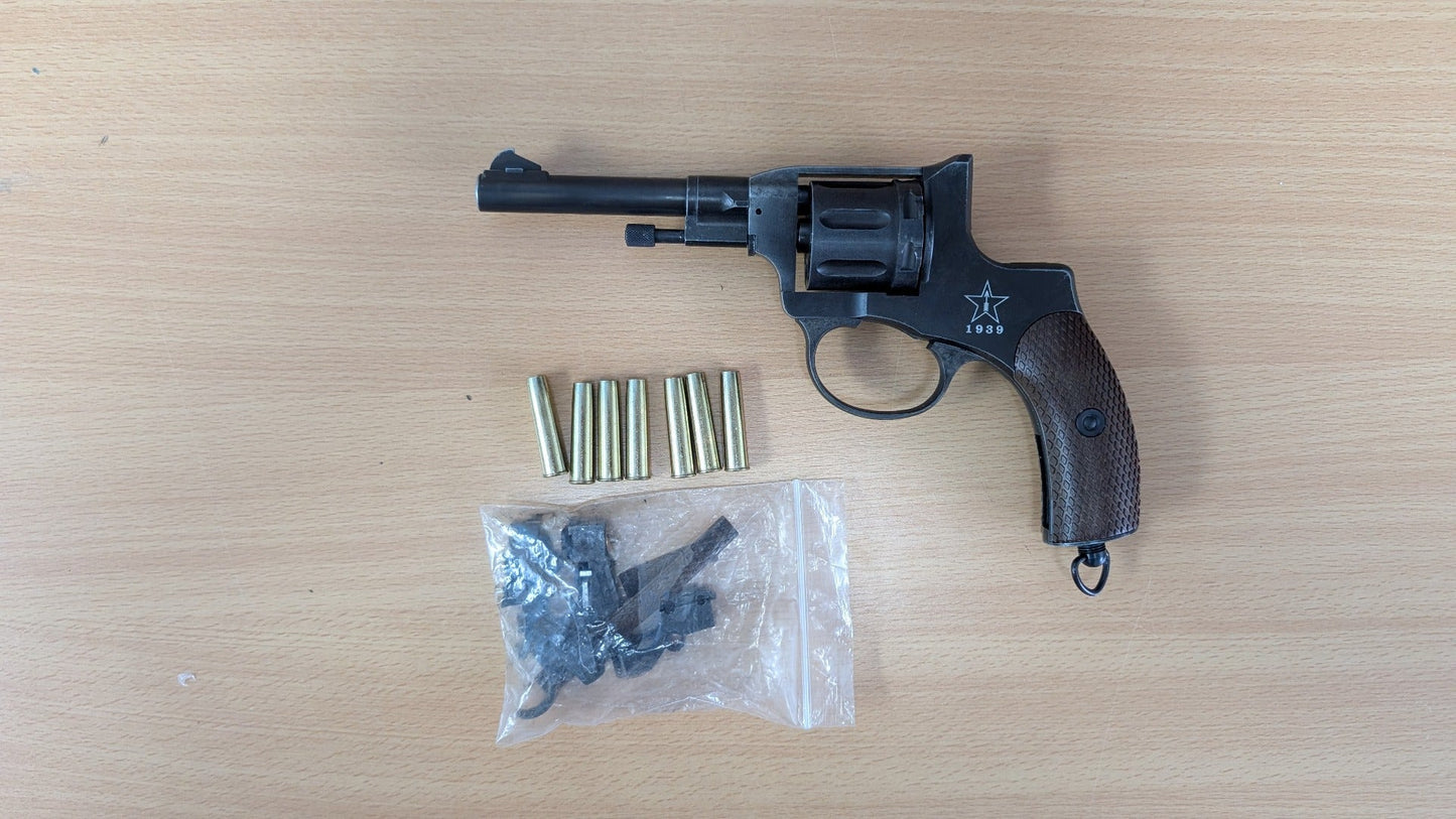 WinGun Nagant M1895 Co2 revolver