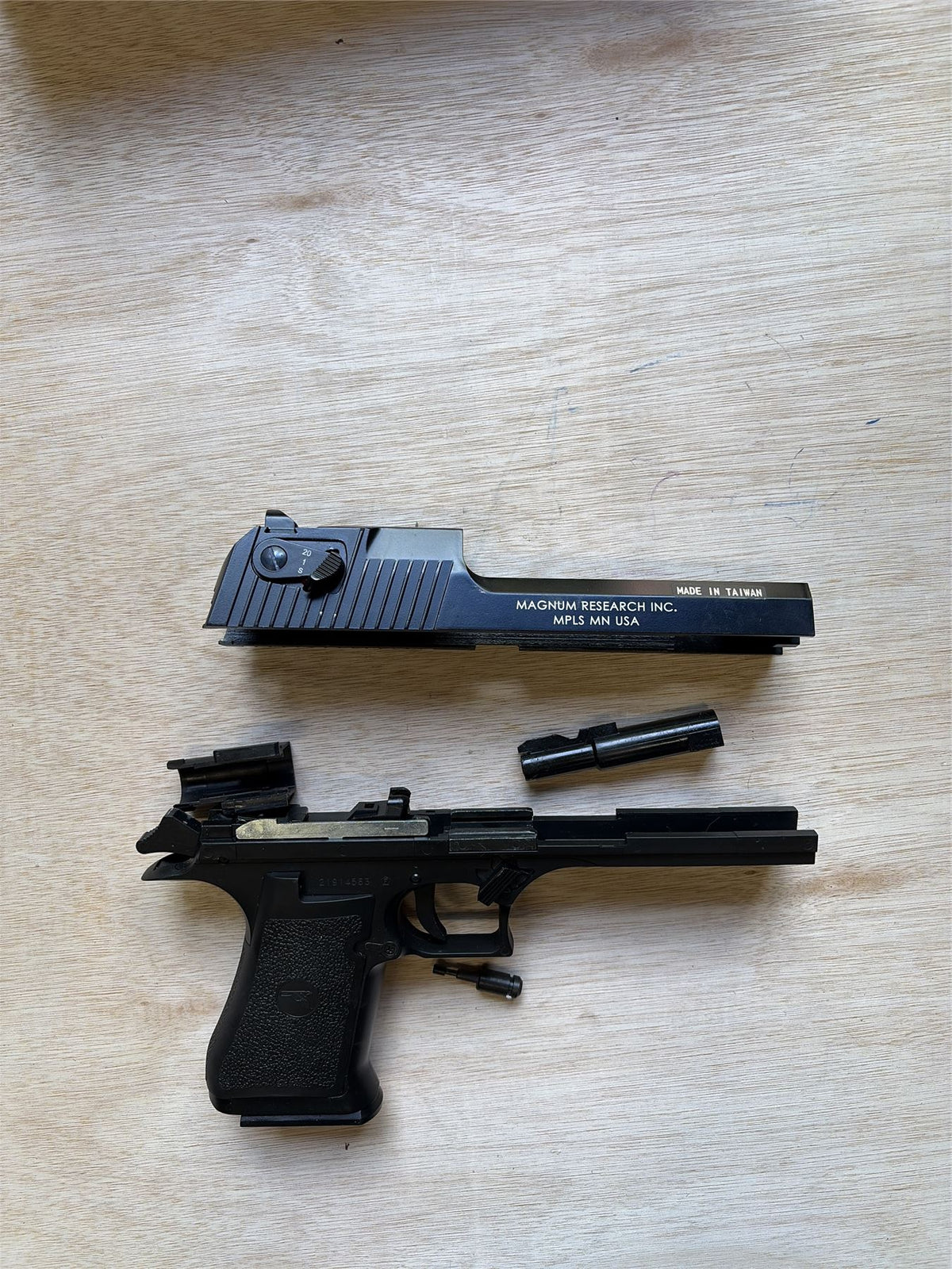 [Boneyard] Cybergun Desert Eagle CO2 GBB Pistol - Condition unknown