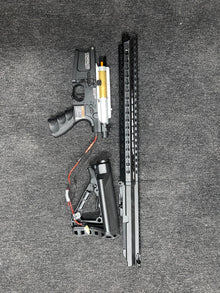 G&G TR16 MBR 308SR - in bits, nothings happens when plugging in battery, missing mag