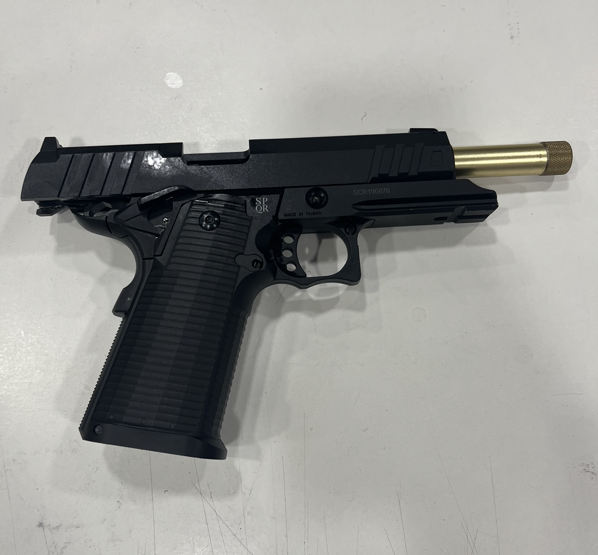 Boneyard - Secutor - Rudis III - 1911 Custom Pistol (Gold Barrel - Co2 Powered - Gas Ready - Black)