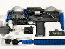 Boneyard - Well R4 AEG Sub-Machine with Silencer (Full Metal - Long Mag. - R4-BLACK)