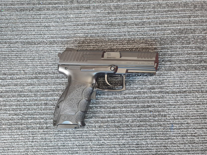 H&K P30 Electric Blowback Pistol (Takes 4 x AAA Battery - Full/Semi. Auto - Black)