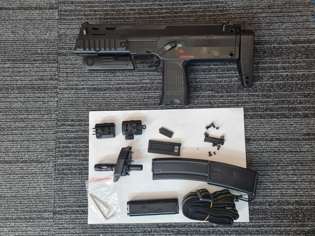 Well R4 AEG Sub-Machine (Full Metal - Standard - R4-BLACK)