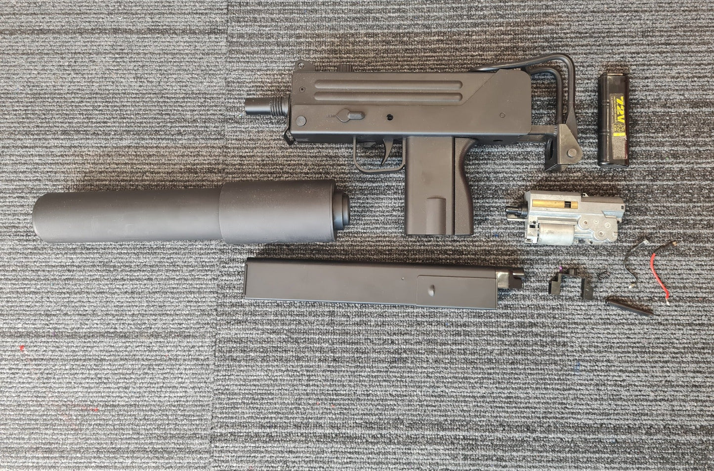 JG Subgun SMG (Inc. Battery and Charger - 0452 - Black)
