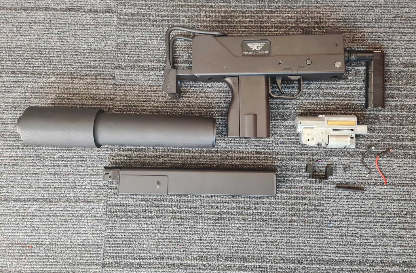 JG Subgun SMG (Inc. Battery and Charger - 0452 - Black)