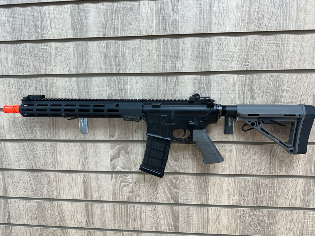 EMG x Daniel Defense DDMK18 AEG (by Cyma - Platinum QBS Gearbox - Black - CM105DDS-BK)
