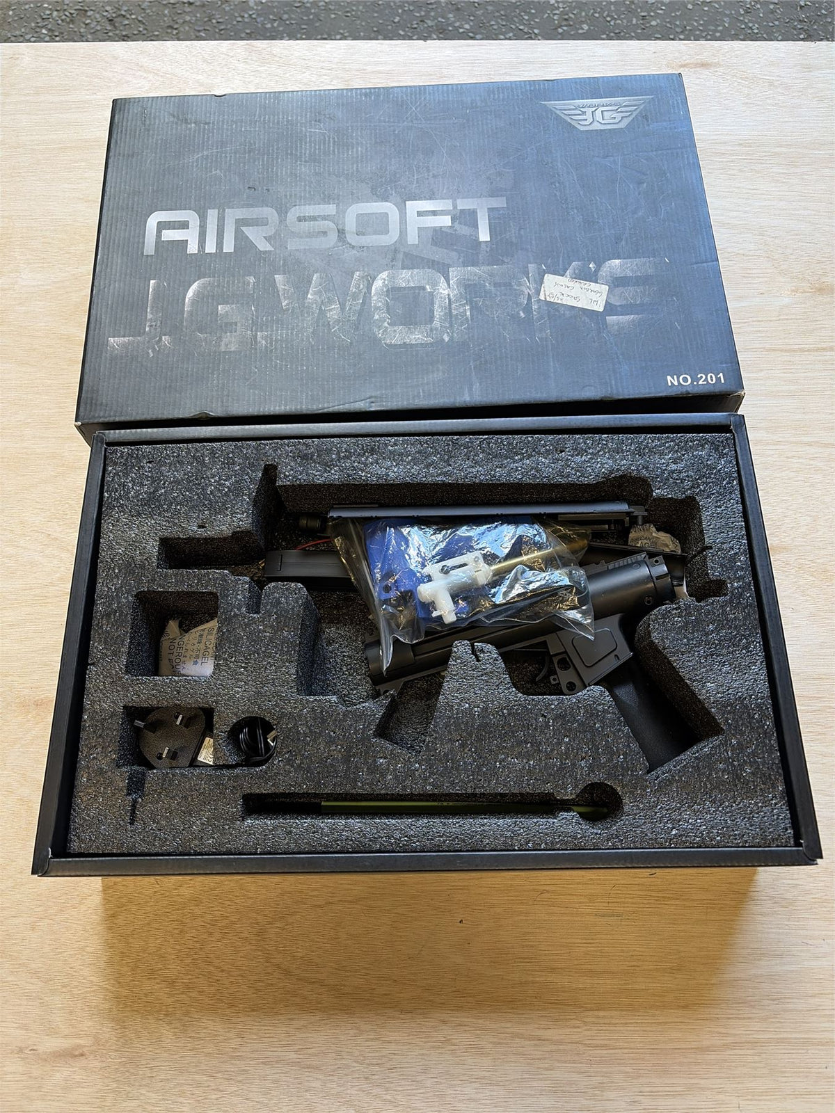 [Boneyard] JG SWAT 5K-A1 AEG (201T) - Two-tone blue - snapped gearbox shell - mag window broken