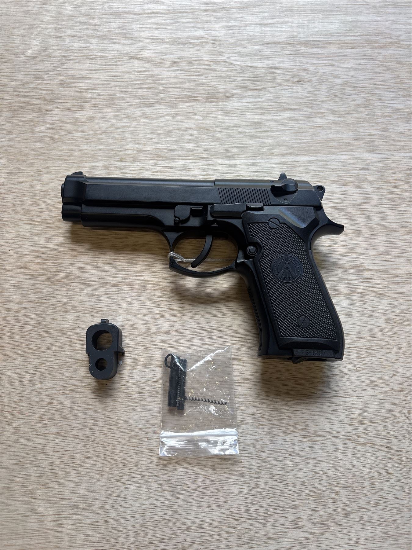 [Boneyard] Hwasan M9 CO2 Pistol (Metal - Black) - Looks new - Untested