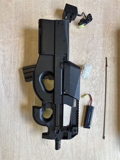 [Boneyard] JG D90 SMG with Inbuilt Drum & M4 Magazine (Black - Inc. Battery and Charger - P98-1) - Unknown Fault or Ex. Display