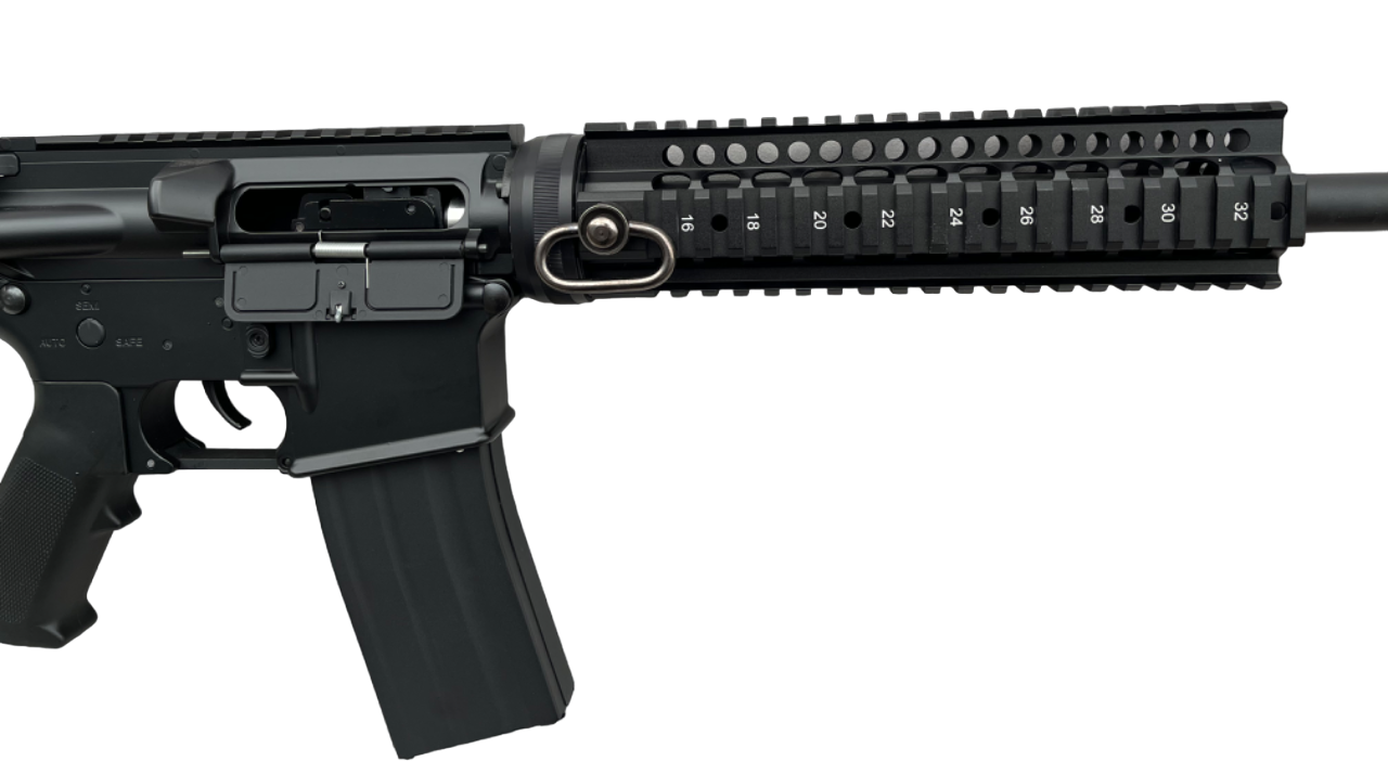 Huntsman Arms .177/4.5mm M4 RIS Rifle (Co2 Powered - Black)