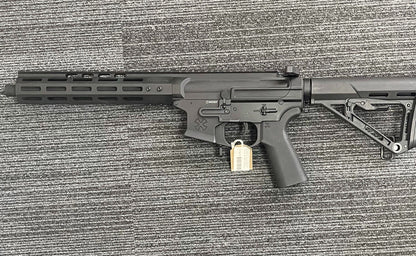 gun magazine will not hold bbs so they can't be fed into the gun the spring in mag broken. Gun battery works and gun fires on auto and semi.