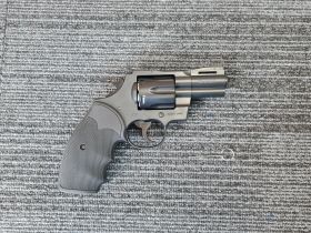 Tokyo Marui Python (2.5 Inch) (Black)